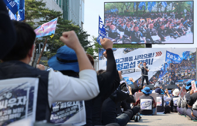 글로벌 車 가격전쟁 난리통 속…현대차는 ‘노란봉투법’에 발목