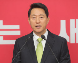 고민정, 오세훈 ''초록 넥타이''에 "정원오 아닌 장동혁에 선전포고"