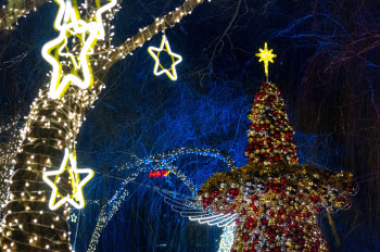 이란 전쟁에 크리스마스까지 흔들? 원자재 '껑충' 주문 '뚝'