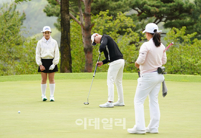  배용준, 먼저 시범을 보여줄께                                                                                                                                                                     