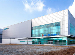 코오롱바이오텍, ‘바이오 코리아 2026’ 참가…  첨단바이오의약품 CDMO 경쟁력 알린다