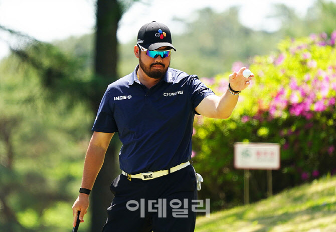  정찬민, 나이스 버디                                                                                                                                                                              
