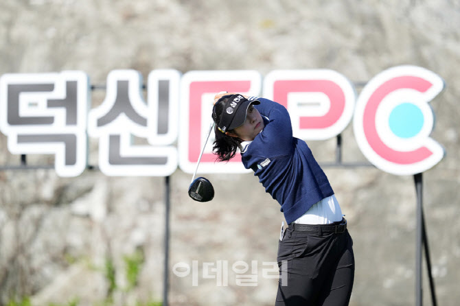 서교림,대회 주인공을 향하여                                                                                                                                                                       