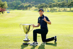 [포토] 최찬, KPGA 데뷔 5년만에 첫 우승                                                                                                                                                                  