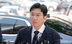 경찰 "방시혁 구속영장 재신청 여부, 보완수사 뒤 검토"