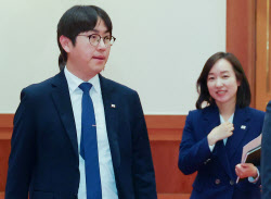 李정부 AI설계자 하정우, 출마 확정…한동훈과 붙는다