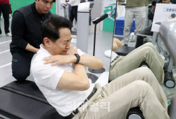 [포토] 오세훈 후보의 체력 측정                                                                                                                                                                          
