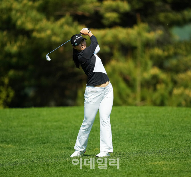 김하은,그린에 올라가라                                                                                                                                                                            