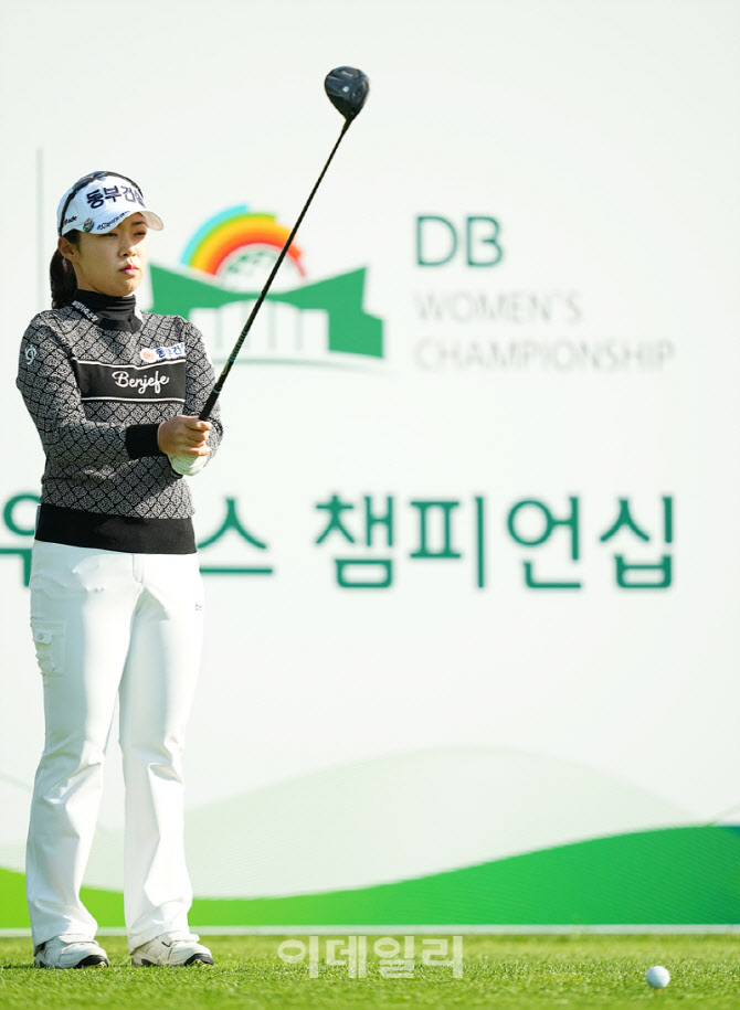 김수지,선두을 정조준한다                                                                                                                                                                          