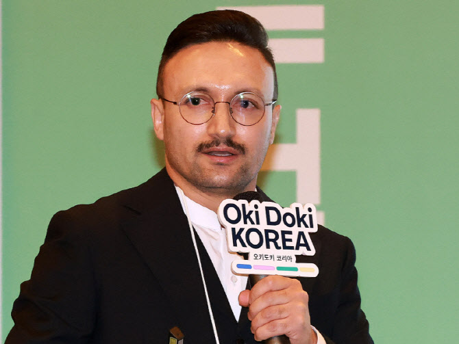 [포토]2026 올댓트래블 찾은 자히드 후세인 전 한국관광공사 홍바대사