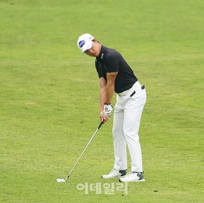  송민혁, 차분히 준비하는 아이언샷                                                                                                                                                                 