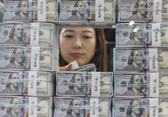 온라인도박 수익 4000억, 가상계좌 활용해 불법 해외송금한 업자 적발