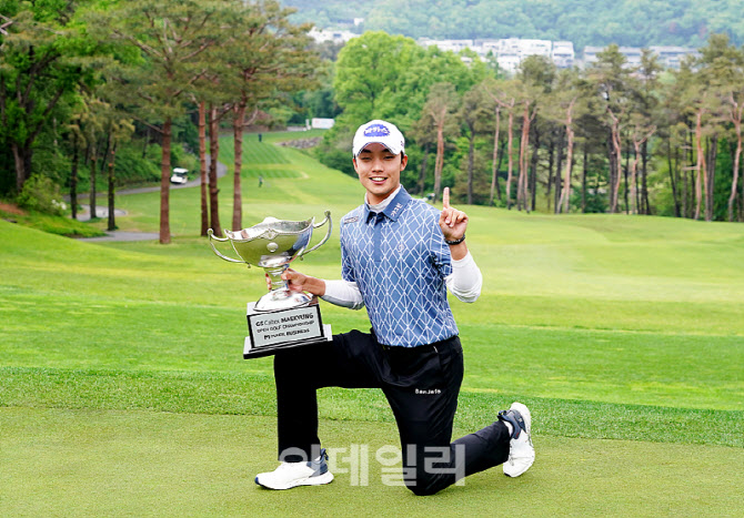  송민혁, 2024년 신인왕 드디어 우승                                                                                                                                                                