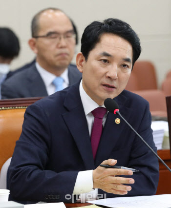 국민의힘 부산 북구갑 보궐선거 후보로 박민식 확정(상보)