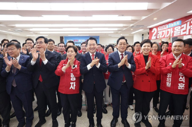 ‘단일대오’ 계기 마련됐지만…부산 북갑 ‘보수 분열’ 현실화