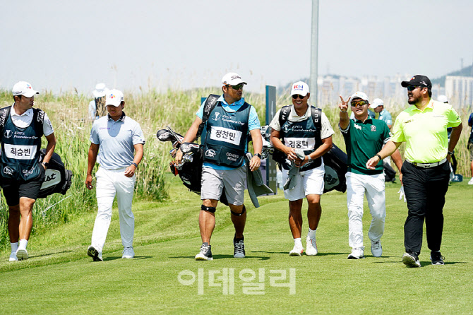  최승빈, 김홍택, 정찬민, 승부는 잠시 넣어둬 행복골프                                                                                                                                              