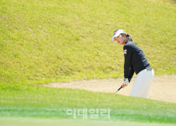 [포토]김지윤,벙커샷을 준비해요                                                                                                                                                                          
