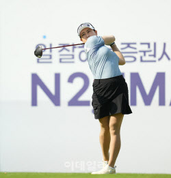 [포토]지한솔,첫 티샷 노련하게                                                                                                                                                                           