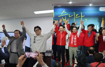 박민식·한동훈 맞불 개소식…朴 "진짜 북구 사람" 韓 "북구를 한국 1순위로"