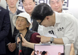 단일화 질문 받자 한동훈 "세상에 절대 안되는 건 없다"...가능성 열어둬