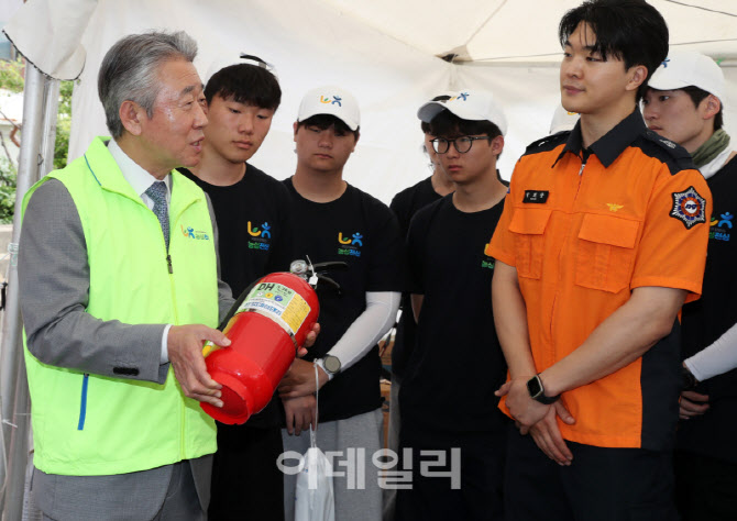  봉사현장 찾은 강호동 농협 회장                                                                                                                                                                   