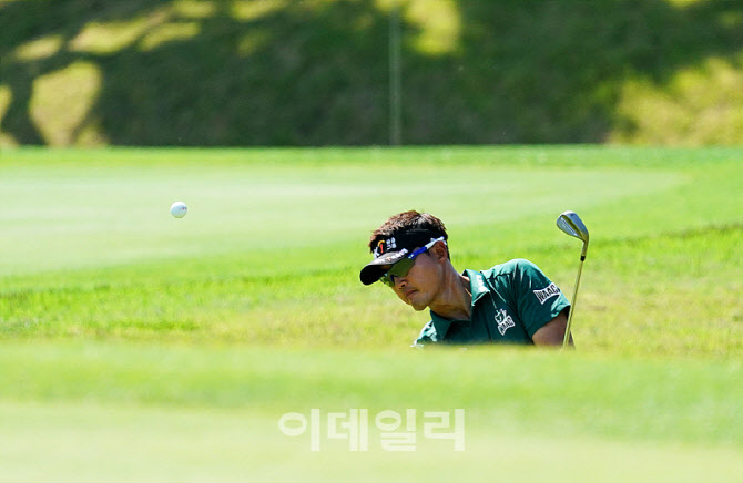  이태희, 어프로치 연습                                                                                                                                                                            