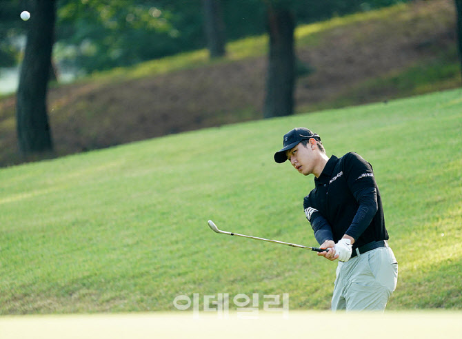  이유석, 정교하게                                                                                                                                                                                 