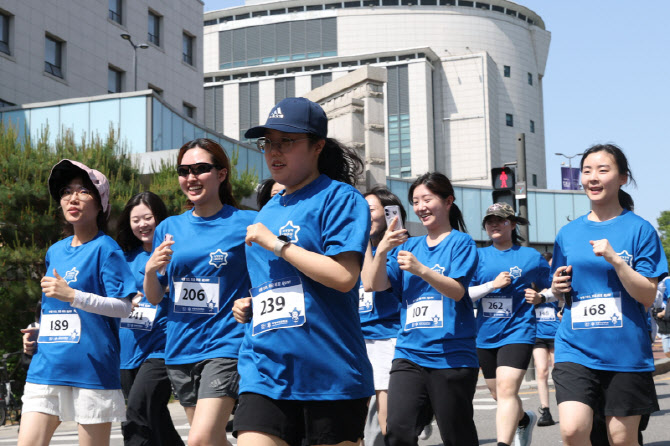 '스승의날'  숙명 120, 지금 바로 RUN                                                                                                                                                     