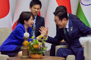 한일 정상, 왜 안동서 만나나…‘고향 외교’에 담긴 李 메시지[통실호외]