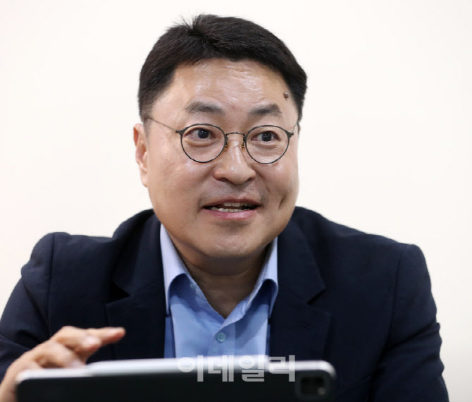 "웹3 시대 핵심은 '올인원 월렛'"...전북은행의 '크립토 뱅킹' 구상... - 뉴스 썸네일 이미지
