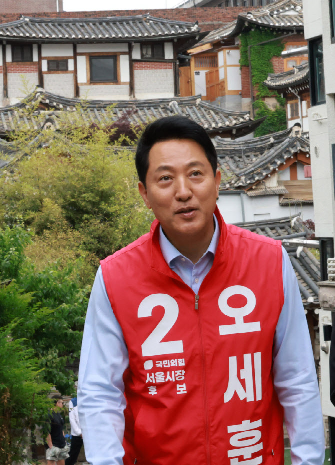북촌 찾은 오세훈 국민의힘 서울시장 후보                                                                                                                                                           