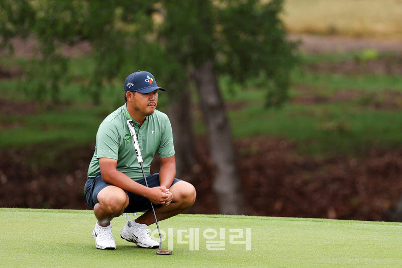김시우,퍼트라인 쉽지 않네                                                                                                                                                                         