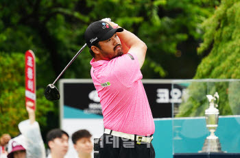 정찬민, 파워샷으로 시작