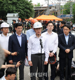 정원오, 서소문 고가 붕괴 현장 긴급 방문…''吳책임론'' 질문엔 즉답 피해