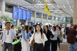 中 이어 인니 단체관광객도 '무비자'…K관광 문턱 낮춘다