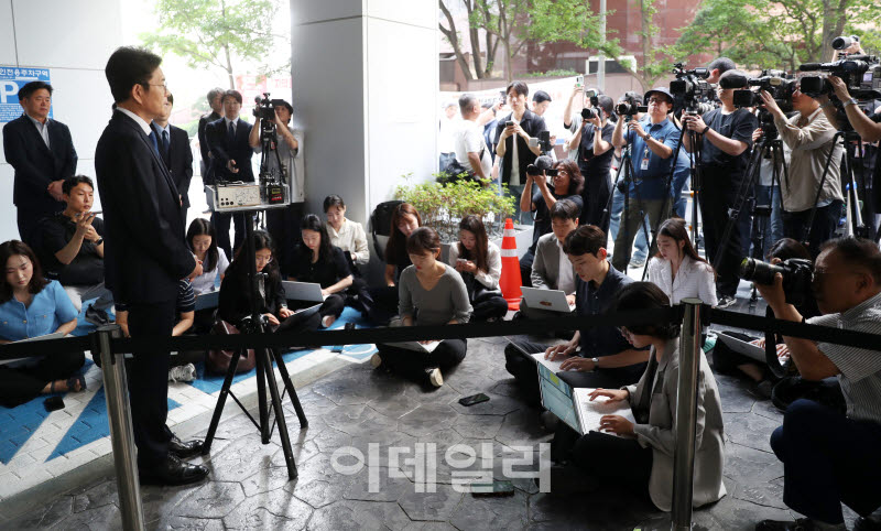  정원오 더불어민주당 서울시장 후보 취재진 브리핑                                                                                                                                                  