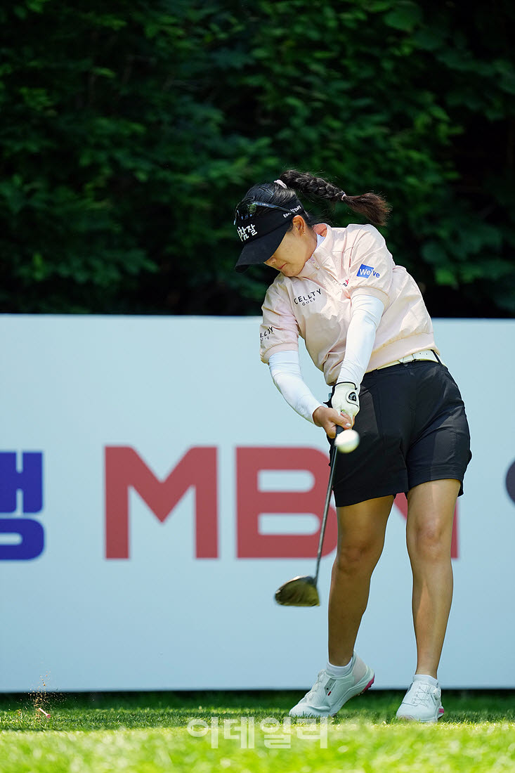 한지원, 첫 홀에서 강한 임팩트 보여