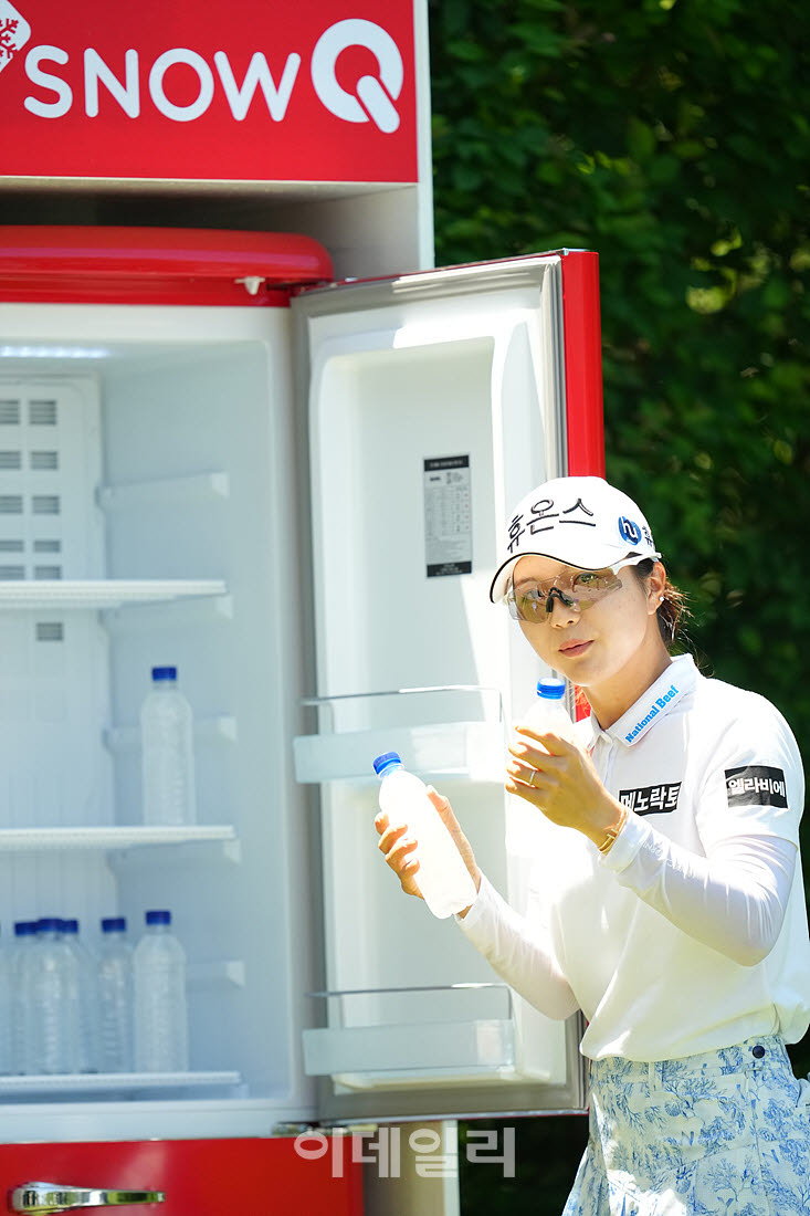 최예림, 첫 티샷과 임팩트 선보여