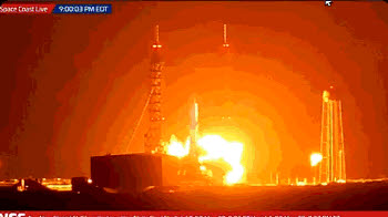 블루오리진 로켓 폭발에…아마존 위성·NASA 달 탐사 '연쇄 차질'