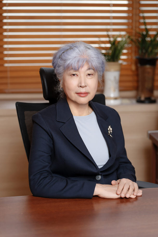 전수용 원장 “번역도서 52만부서 120만부로…K북 수요 폭발”