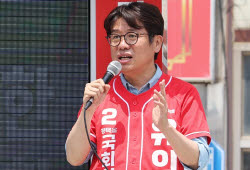 ''부정선거·朴 탄핵'' 이견 못 좁힌 평택乙…유의동 "투표 단일화" 호...