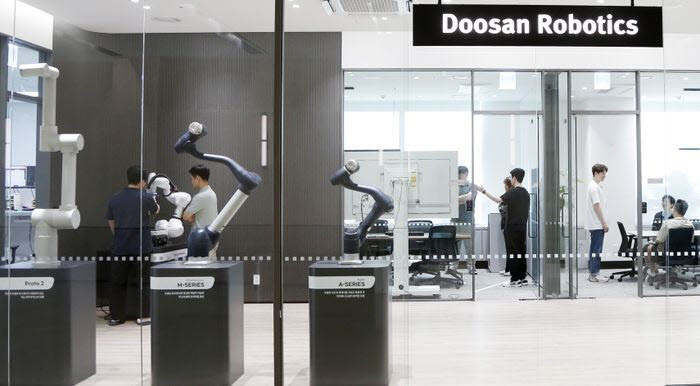 "왜 두산인가" 젠슨 황이 주목하는 이유