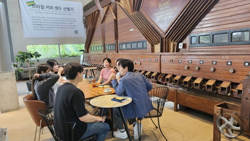 대구 청년들, 지역 우수기업 직접 찾았다...현장 체험형 취업지원 확대 - 뉴스 썸네일 이미지
