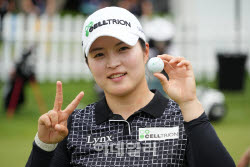 [포토]김서윤,스폰서 대회 우승 노려요                                                                                                                                                                    