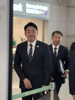 차기 총리로 강훈식?… '시기상조' 기류에 '정성호설' 여전