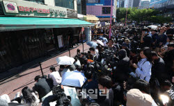 [포토]젠슨 황 '형님 저요'' 북적이는 취재진들                                                                                                                                             