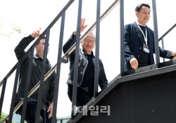 [포토] 서울대 방문하는 젠슨 황                                                                                                                                                                          