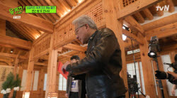 '세계 시총 1위 CEO' 젠슨 황, '유퀴즈' 상금 100만 원 기부