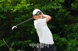 [포토] 김영수, 호쾌하게 날린 티샷                                                                                                                                                                       