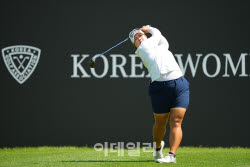 [포토]송은아,강력한 첫 티샷                                                                                                                                                                             